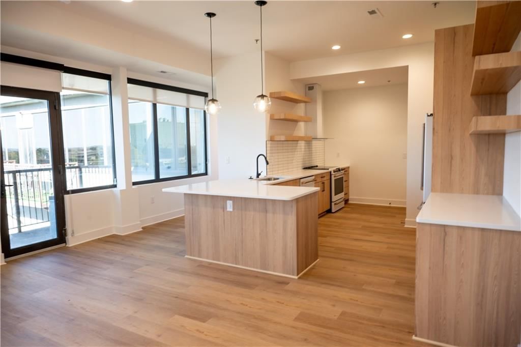 2940 Baltimore Avenue — photo 4