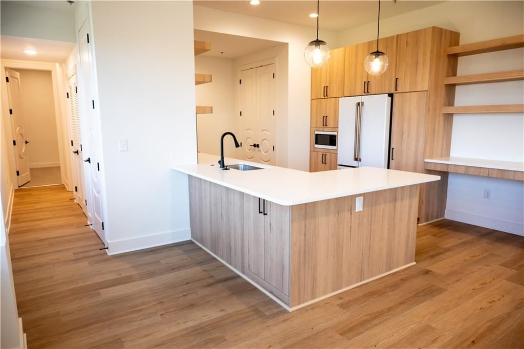 2940 Baltimore Avenue — photo 9