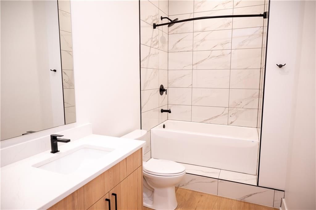 2940 Baltimore Avenue — photo 34
