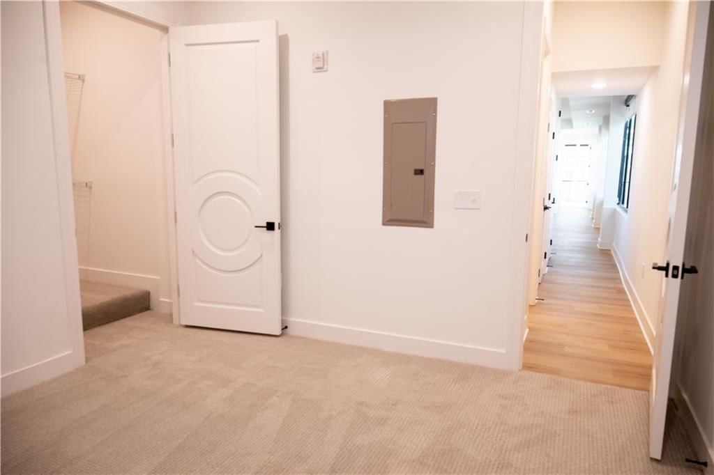 2940 Baltimore Avenue — photo 38
