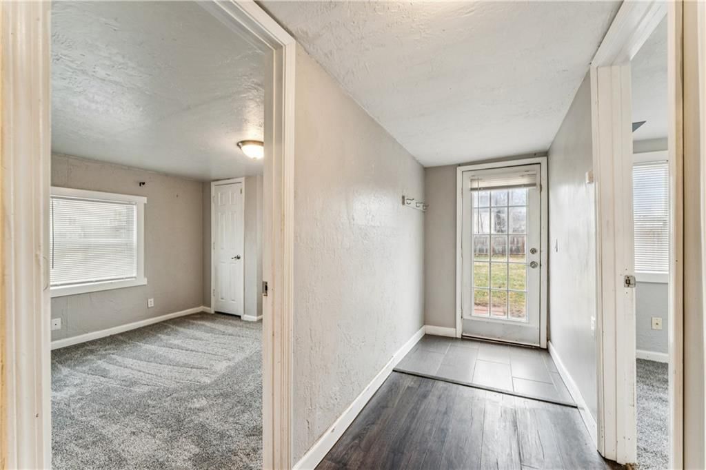 316 W Elm Street — photo 20