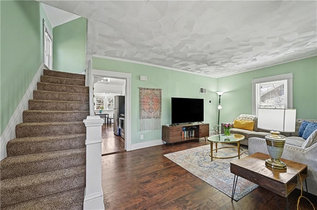 6131 Tracy Avenue — photo 7