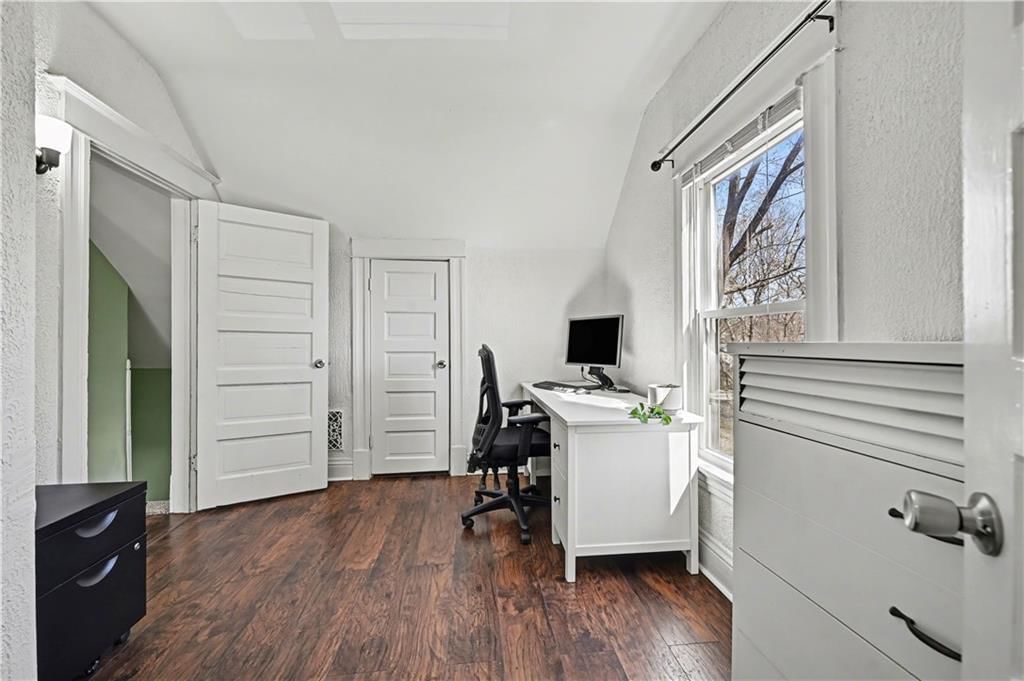 6131 Tracy Avenue — photo 19