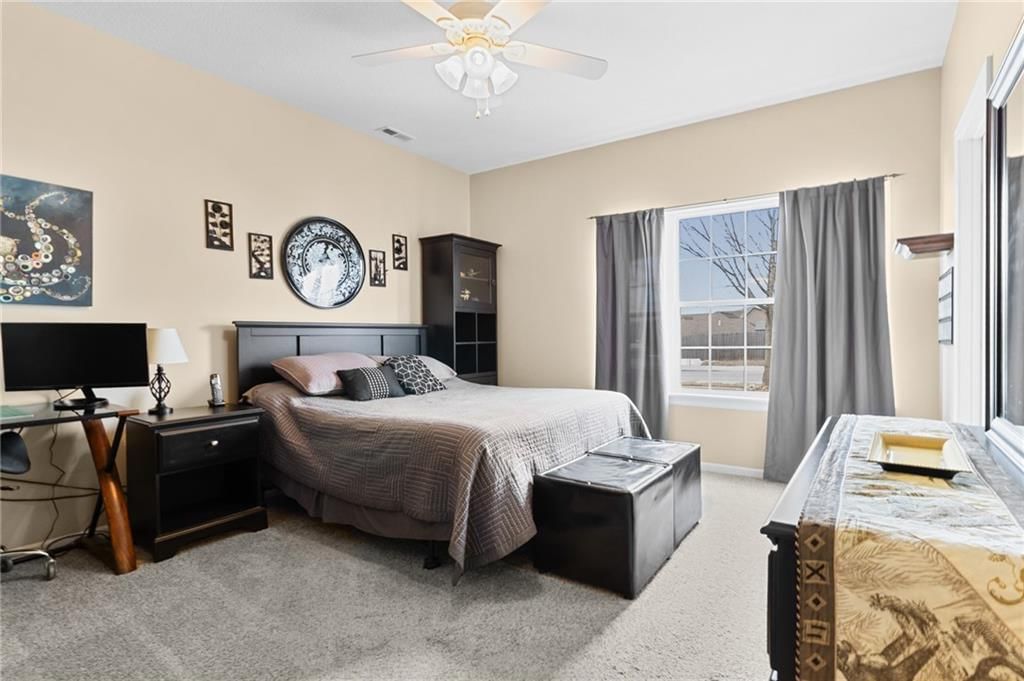 607 Oakmont Drive — photo 10