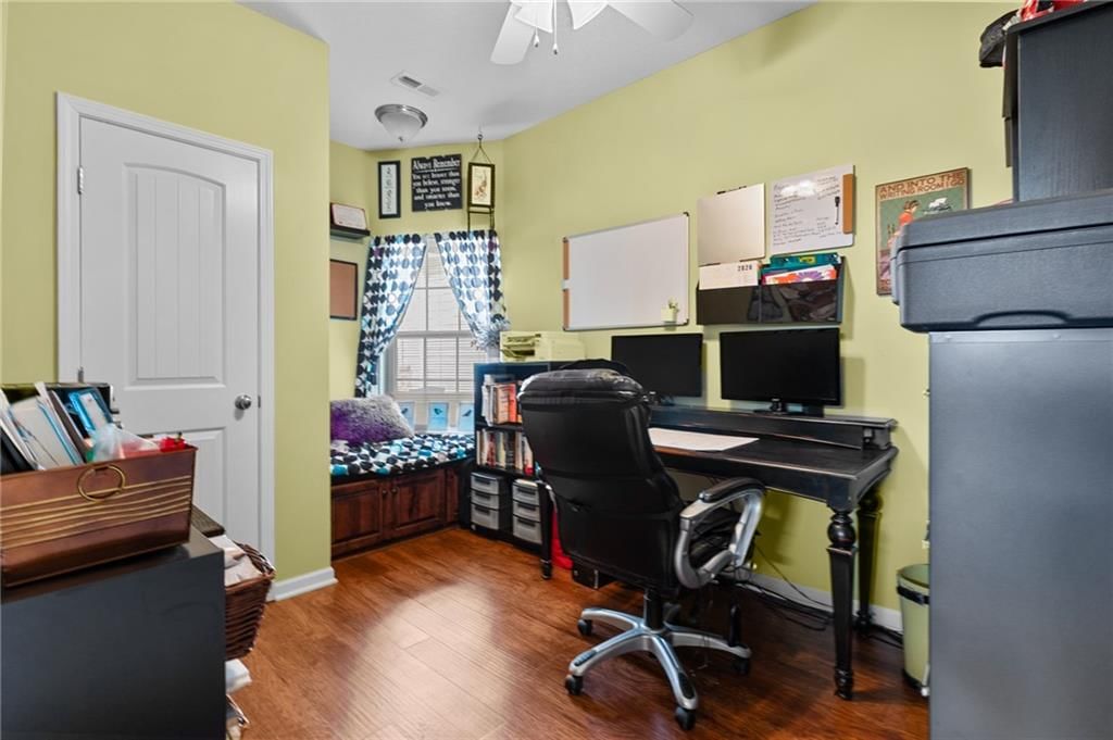 607 Oakmont Drive — photo 18
