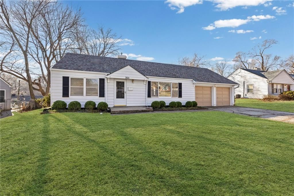 7611 High Drive, Prairie Village, KS