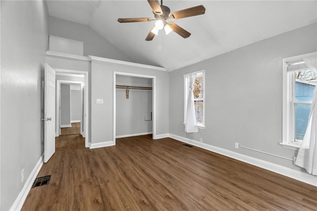 1124 S Haden Street — photo 10