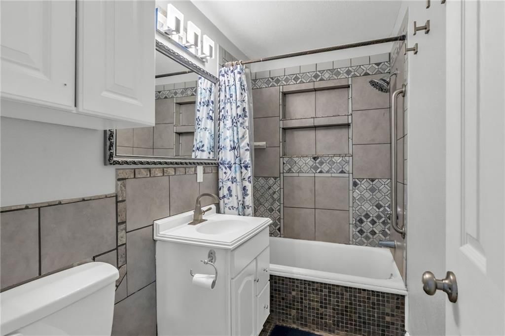 1124 S Haden Street — photo 12