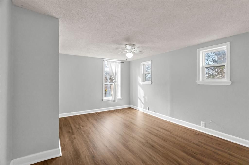 1124 S Haden Street — photo 13