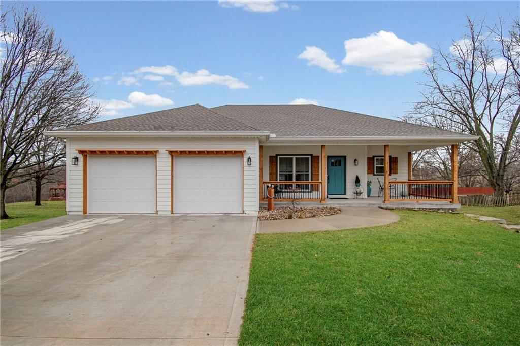 1303 Minuteman Drive — photo 2