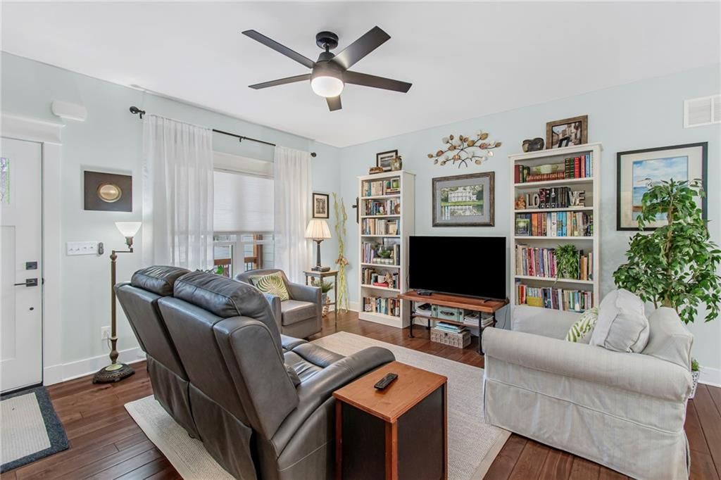 1303 Minuteman Drive — photo 9