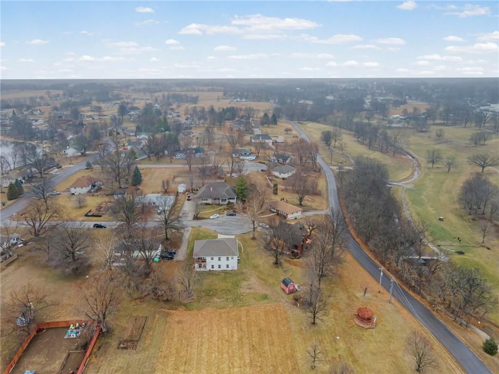 1303 Minuteman Drive — photo 41