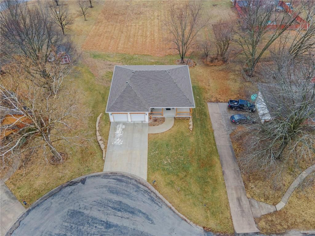 1303 Minuteman Drive — photo 45
