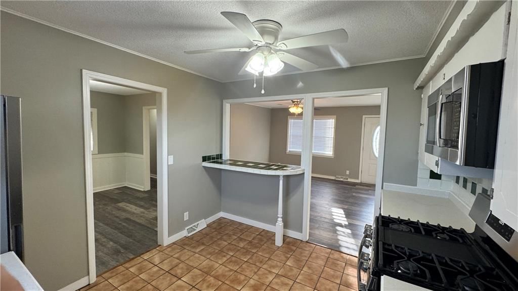 1011 N Old Highway 71 N/A — photo 10