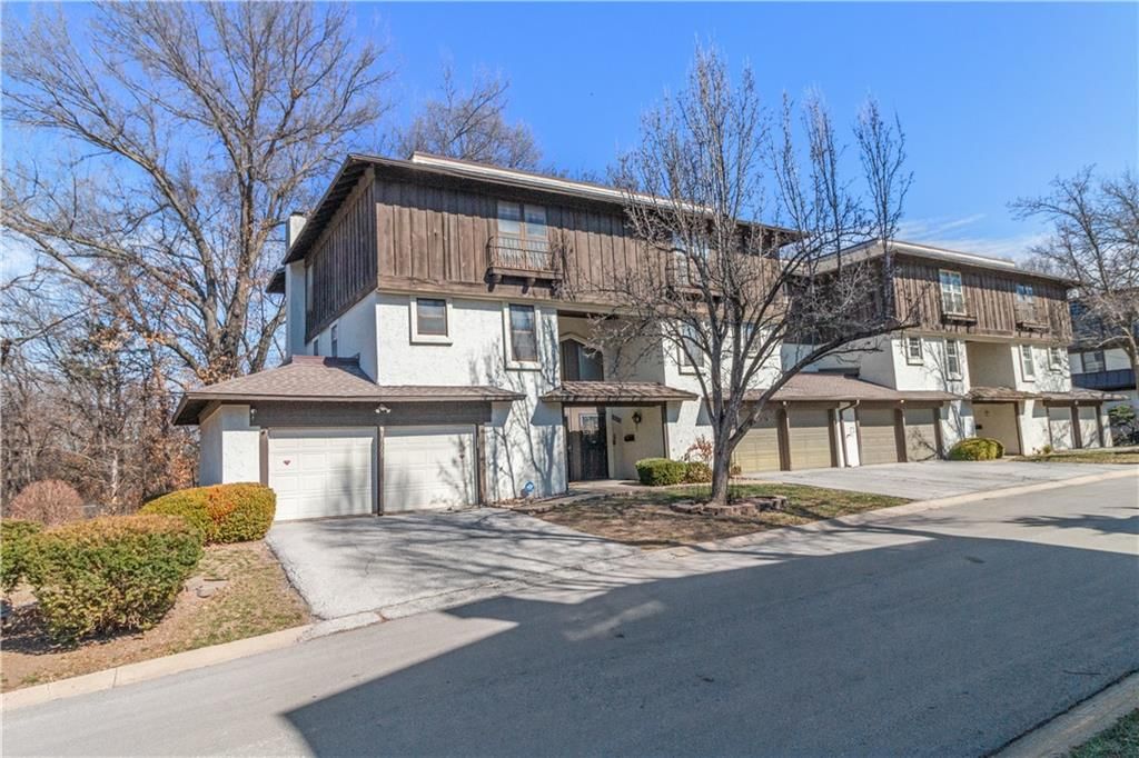 10209 Cedarbrooke Lane — photo 3