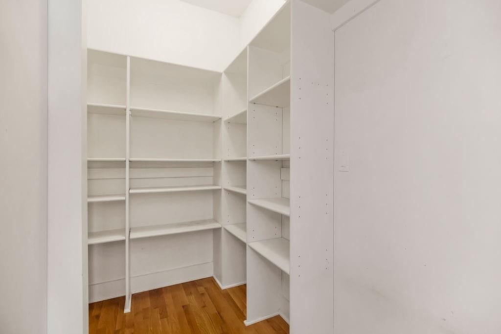 20907 W 53rd Terrace — photo 9
