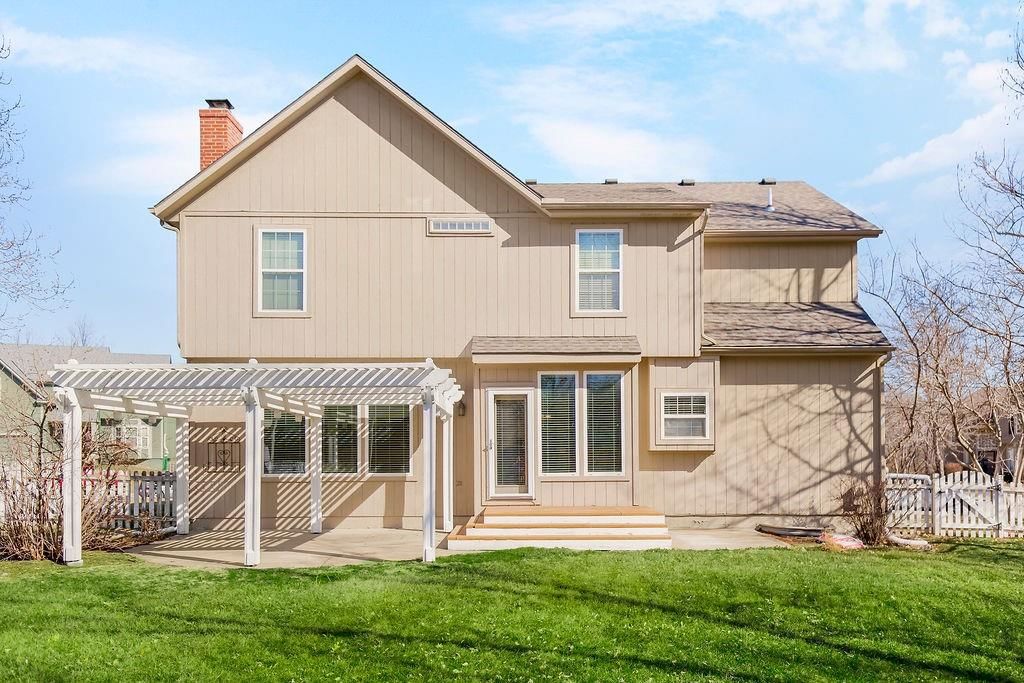 20907 W 53rd Terrace — photo 30
