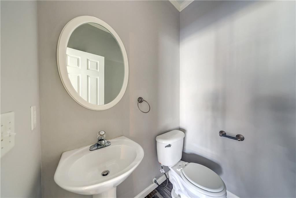 9135 Boehm Drive — photo 13