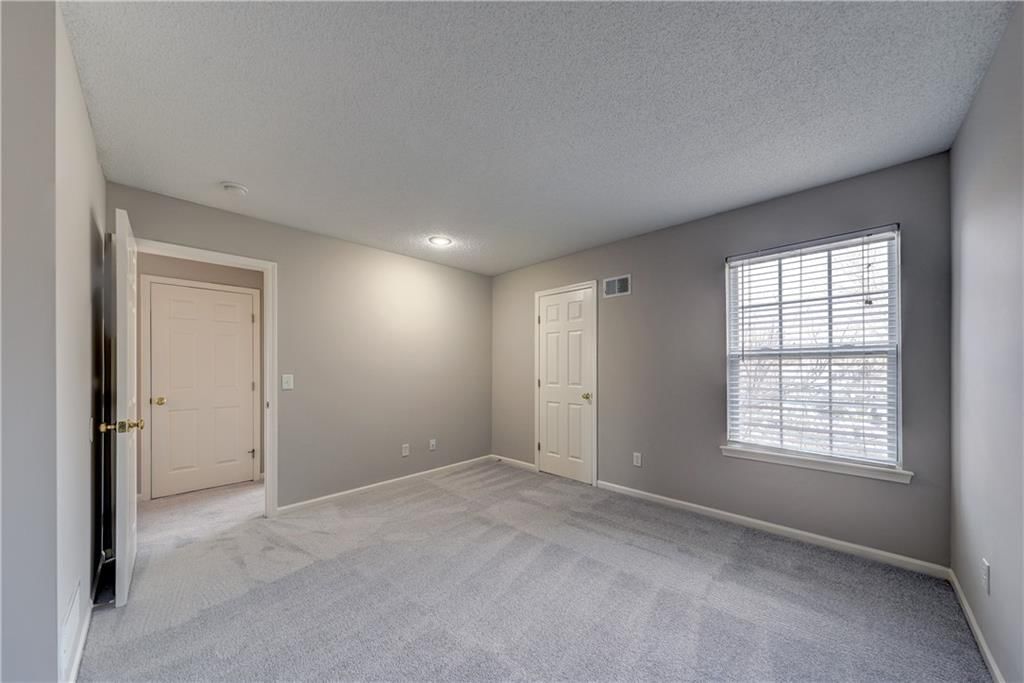 9135 Boehm Drive — photo 15