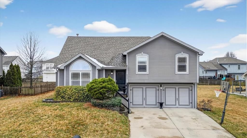 8200 NE 105th Street, Kansas City, MO