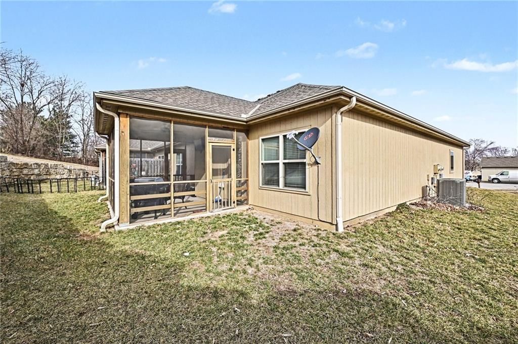 205 Ashmont Drive — photo 26