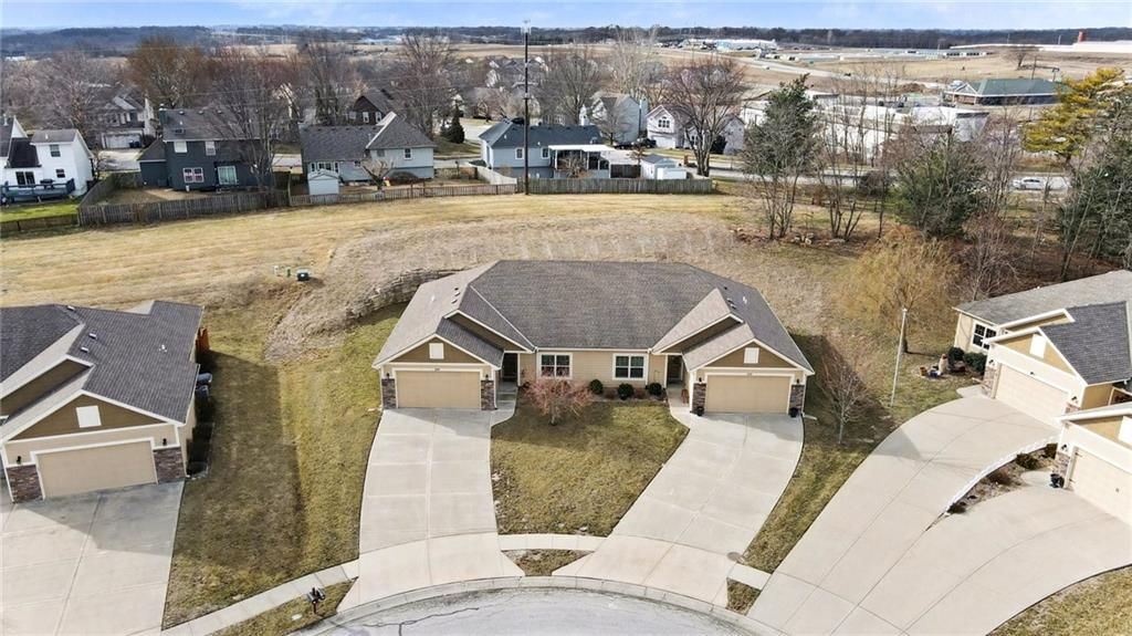 205 Ashmont Drive — photo 28
