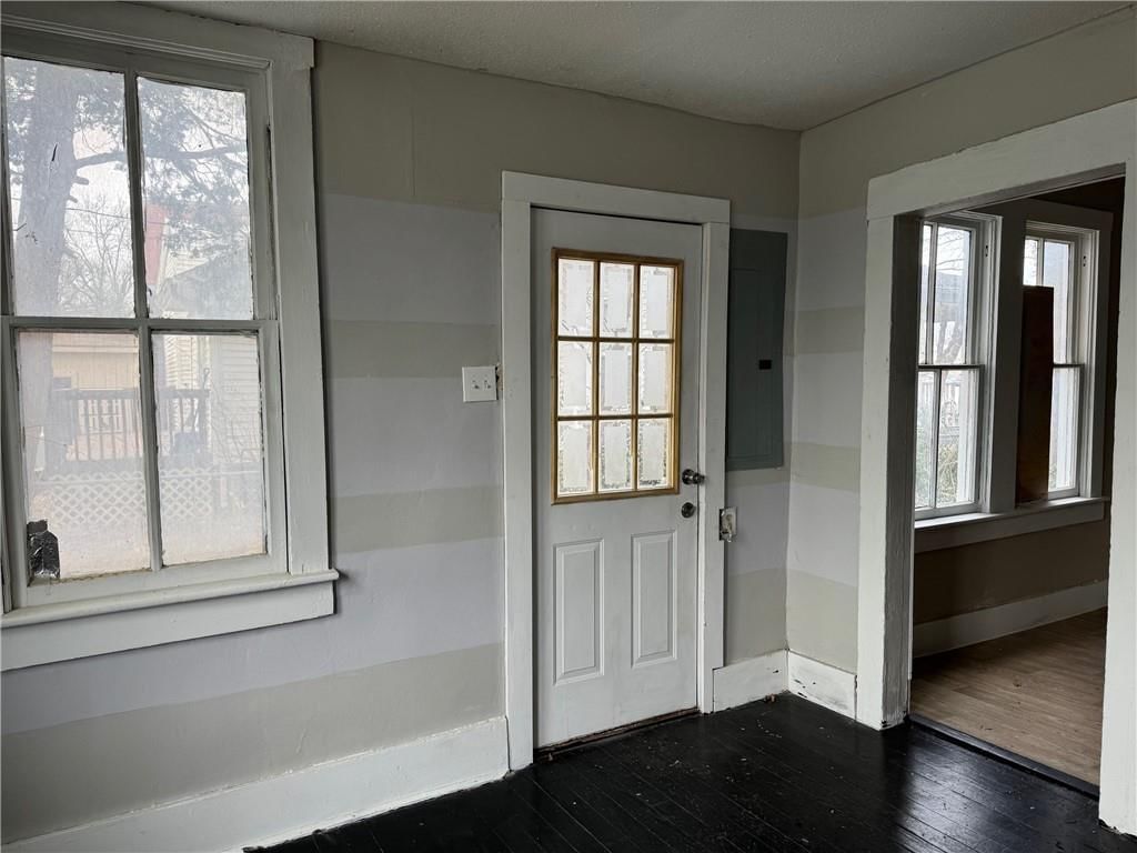 1410 Broadway Avenue — photo 12