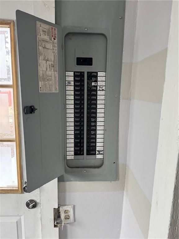 1410 Broadway Avenue — photo 16