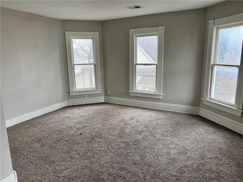 1410 Broadway Avenue — photo 22