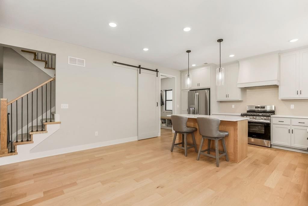 2327 Fishing Lane — photo 7