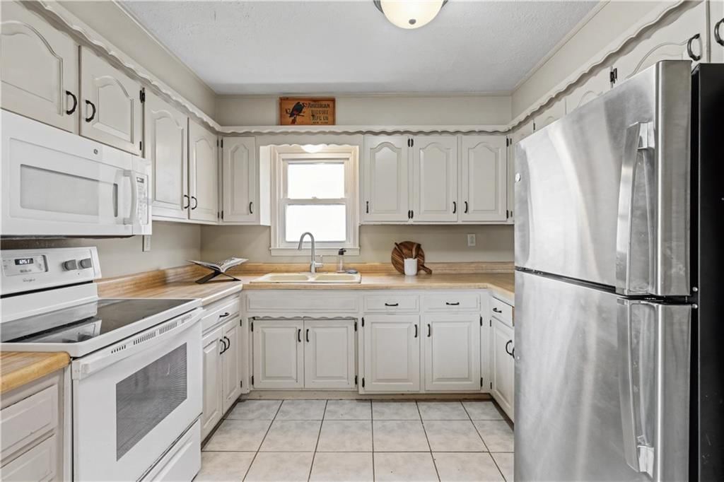 2208 W 48 Street — photo 8