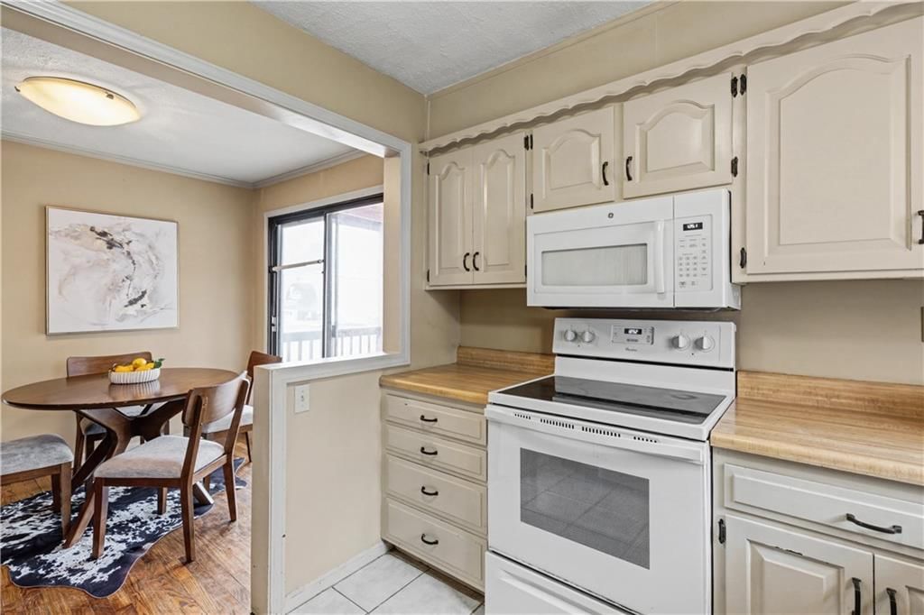 2208 W 48 Street — photo 9