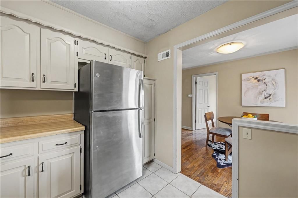 2208 W 48 Street — photo 10