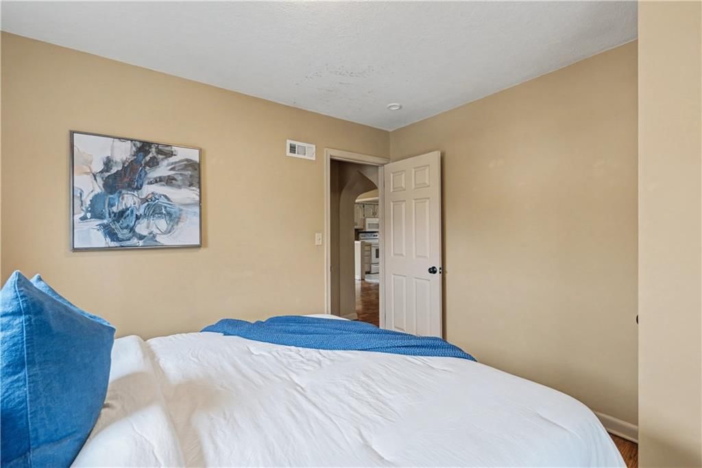 2208 W 48 Street — photo 14