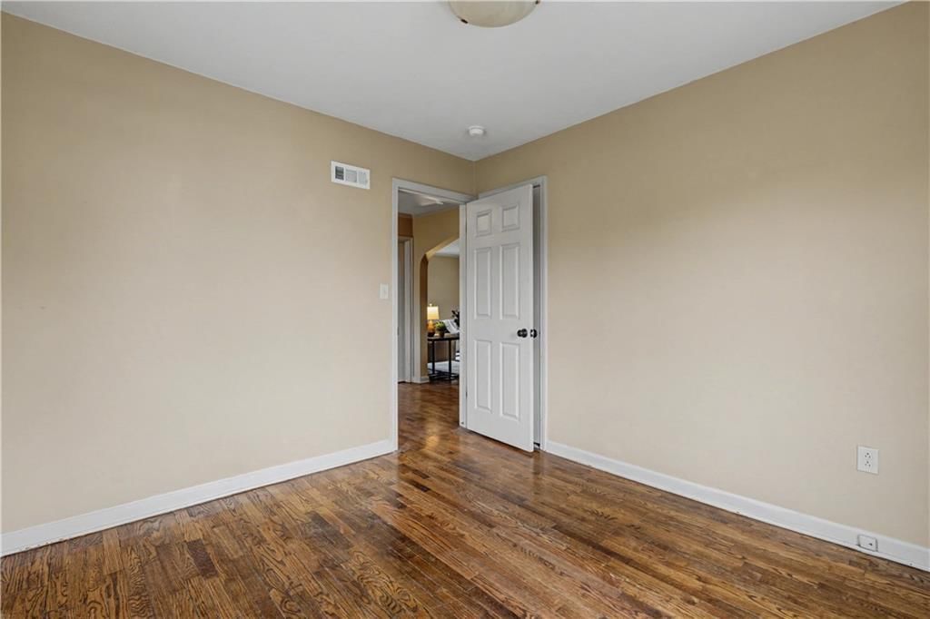 2208 W 48 Street — photo 16