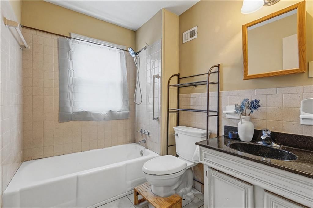 2208 W 48 Street — photo 17