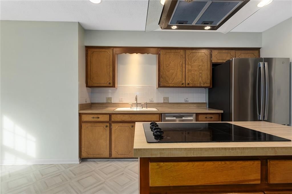 3401 E 105th Terrace — photo 12