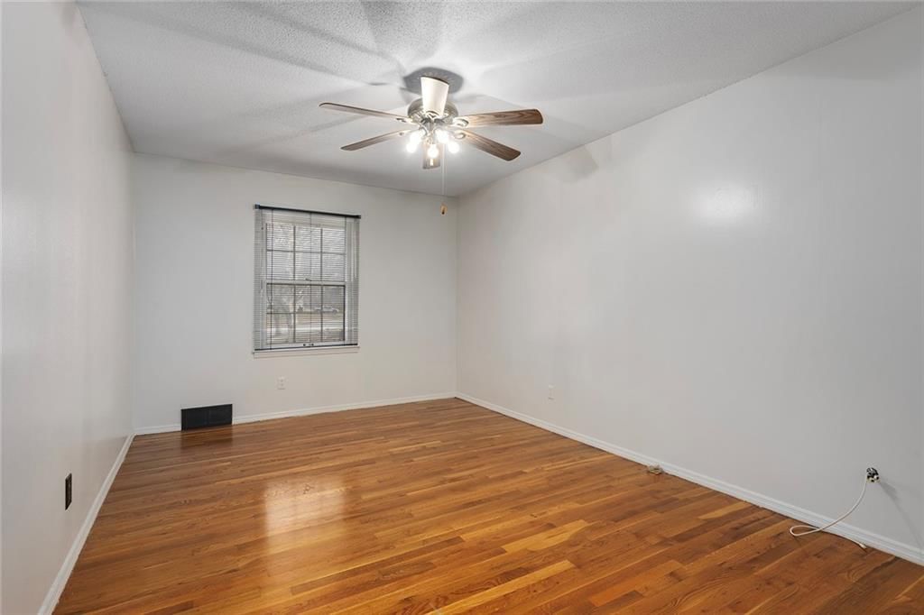 3401 E 105th Terrace — photo 15