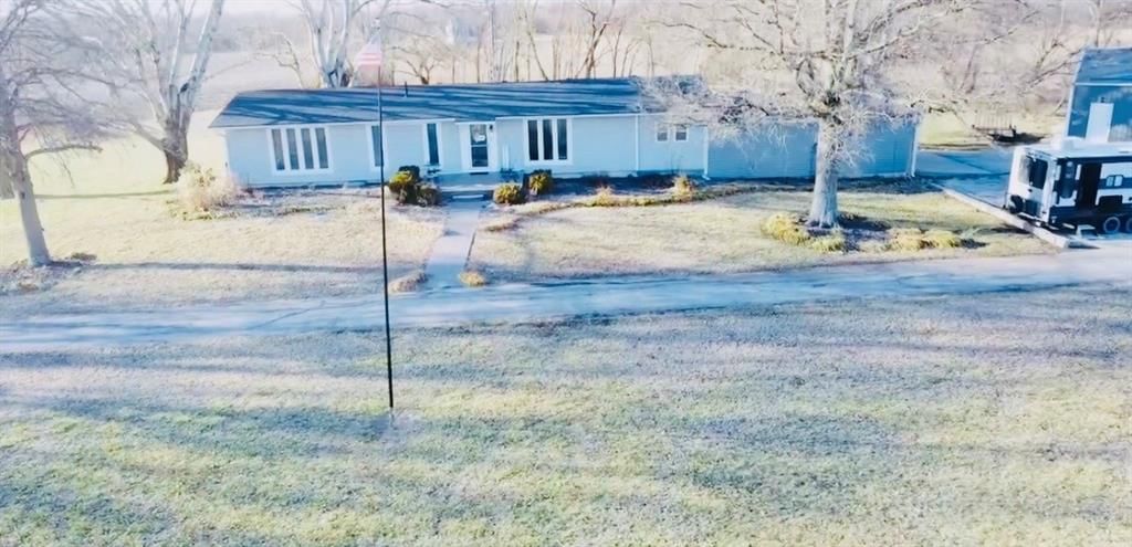 22554 Robertson Road — photo 2