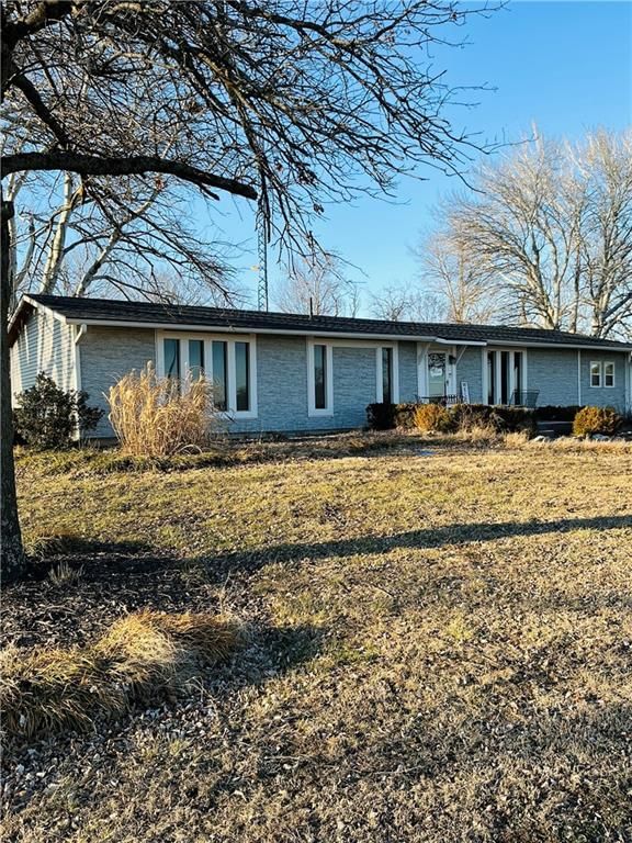 22554 Robertson Road — photo 7