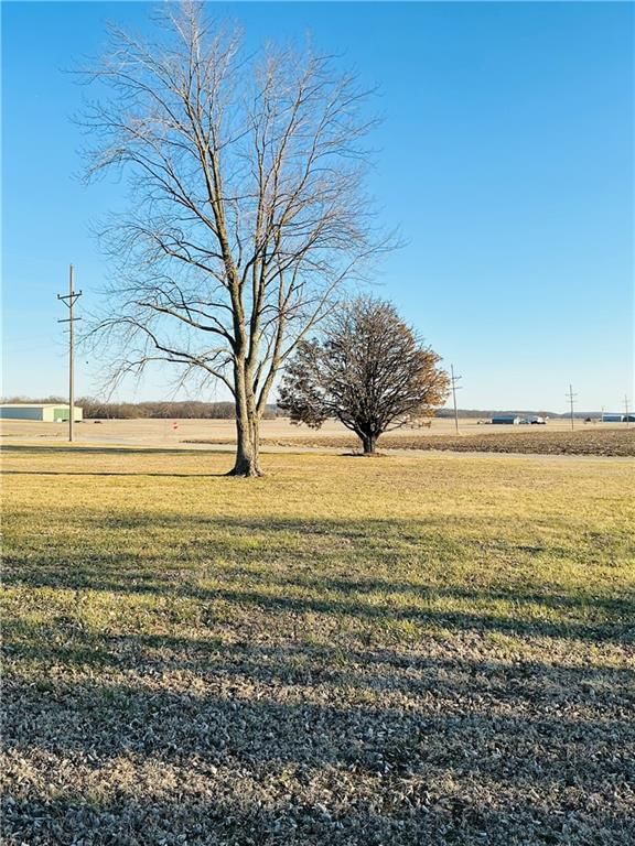 22554 Robertson Road — photo 9