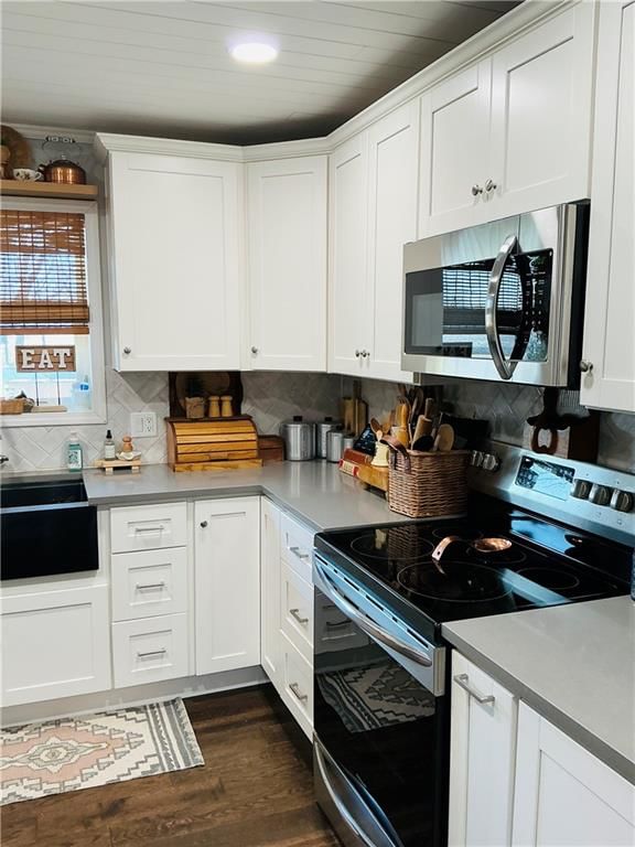 22554 Robertson Road — photo 33