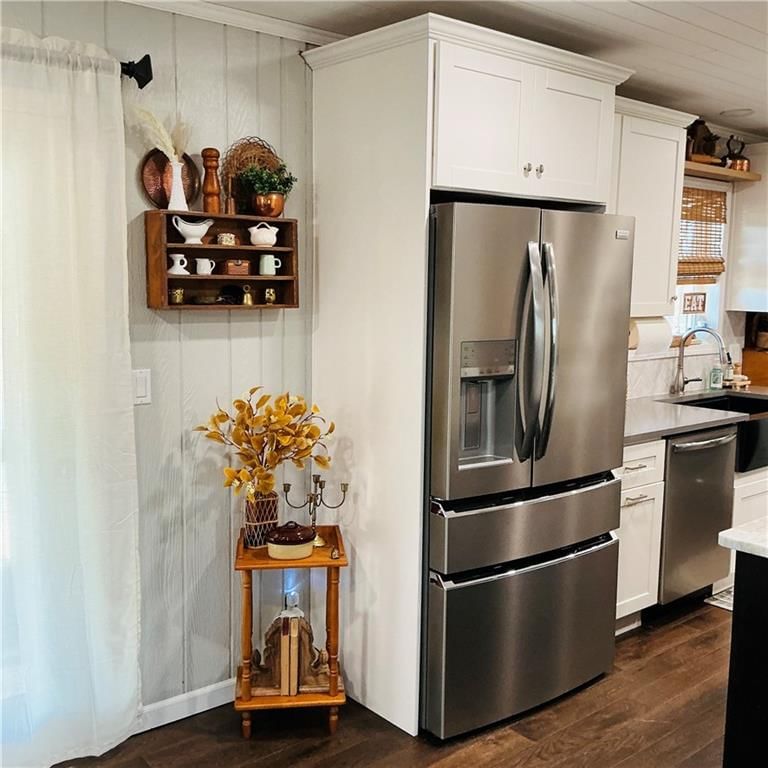 22554 Robertson Road — photo 40