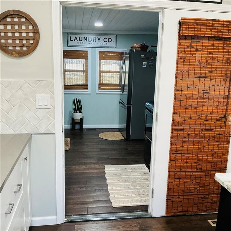 22554 Robertson Road — photo 41