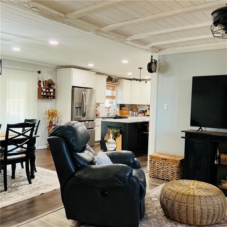22554 Robertson Road — photo 46
