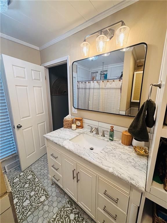 22554 Robertson Road — photo 72