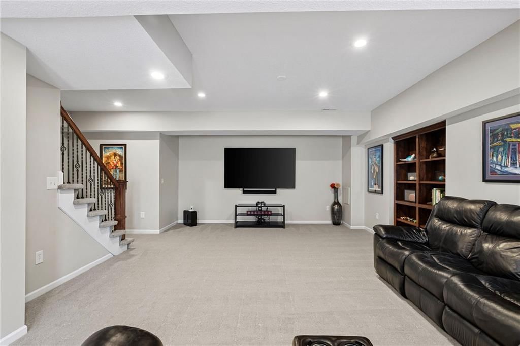 3850 W 183rd Street — photo 52