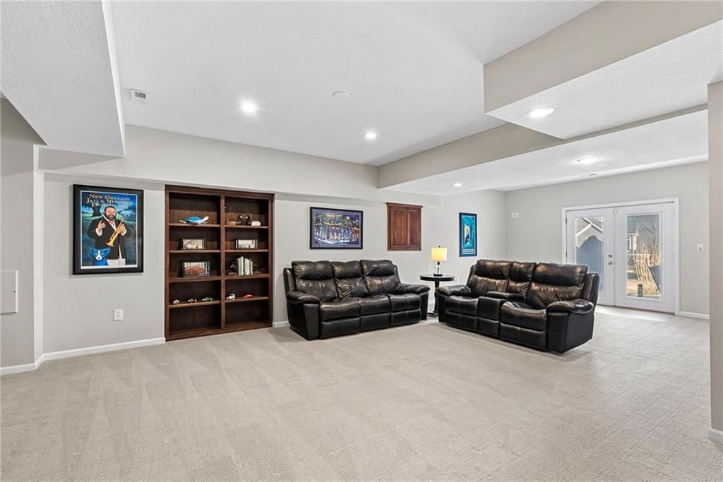 3850 W 183rd Street — photo 54