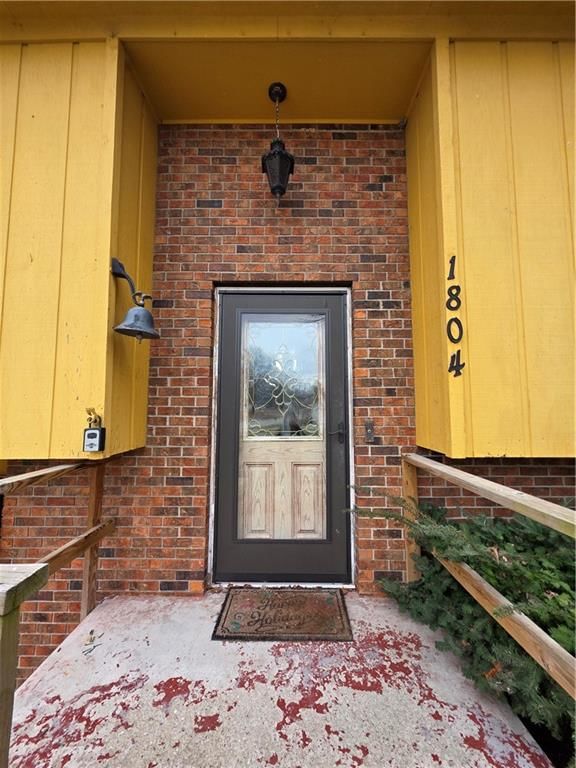 1804 S Benton Avenue — photo 4