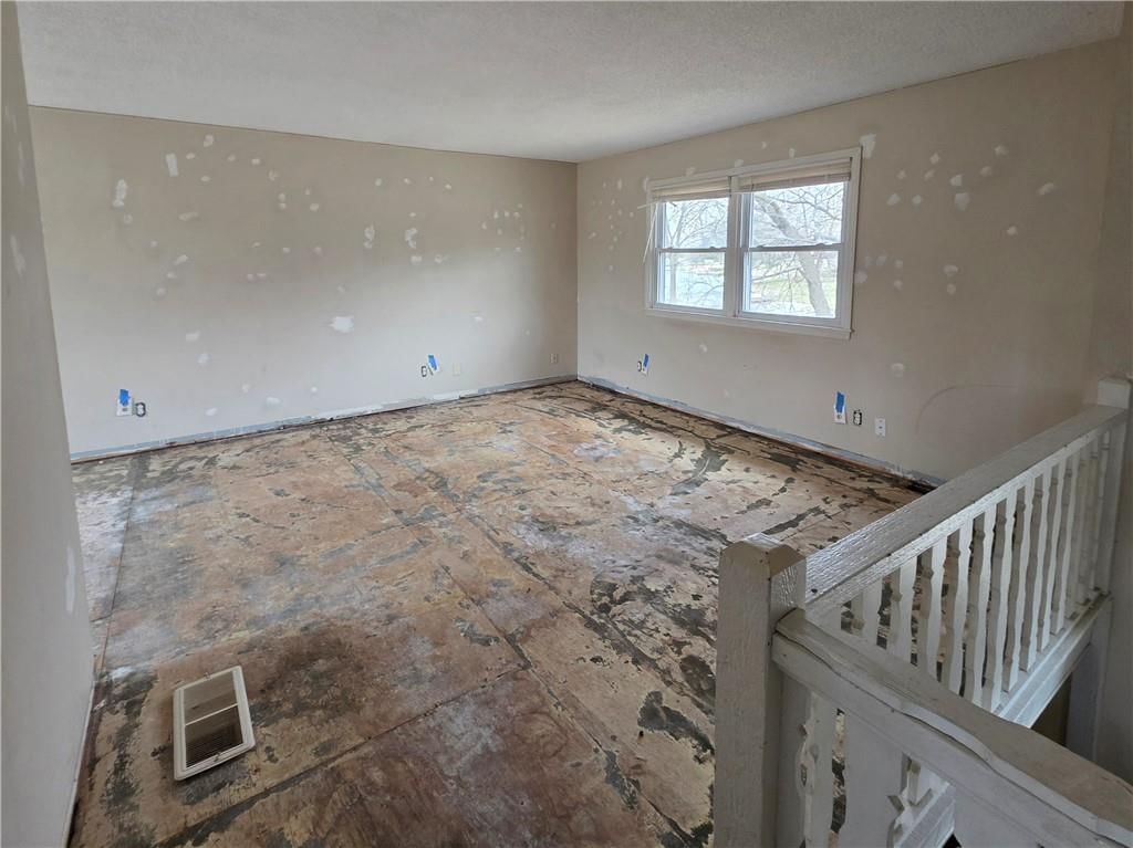 1804 S Benton Avenue — photo 6